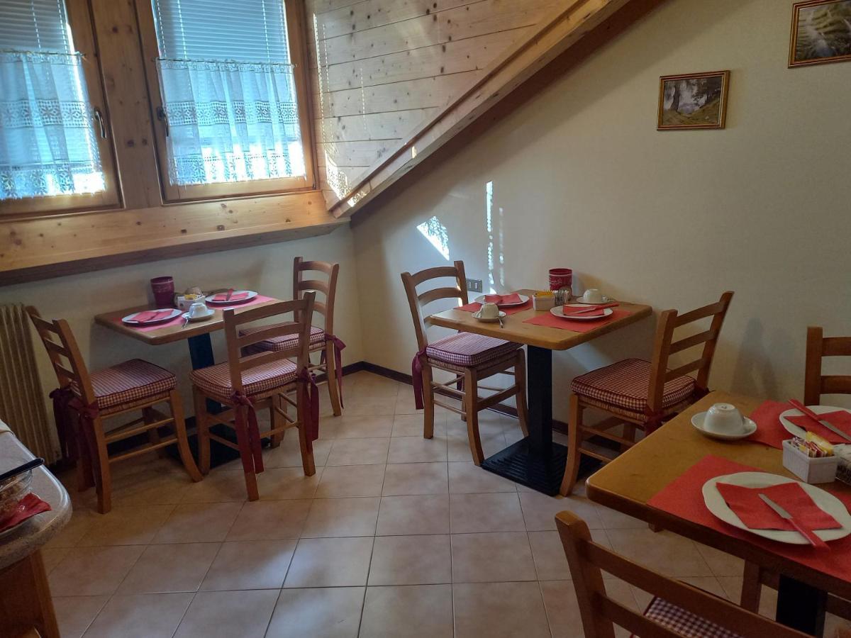 B&B Piazzi Di Katia Caderzone Exteriör bild